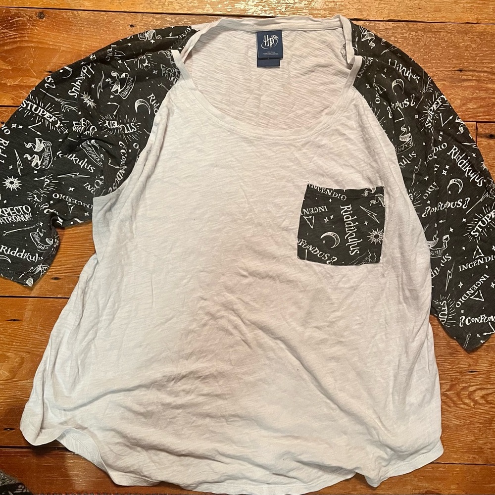 Light Gray Raglan Sleeve Pocket Tee with Black Printed Sleeves
